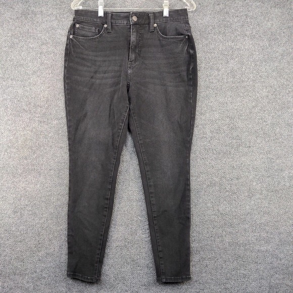 Time And Tru Women's High Rise Curvy Jeans Black 8 Petite Whiskers - Picture 2 of 11